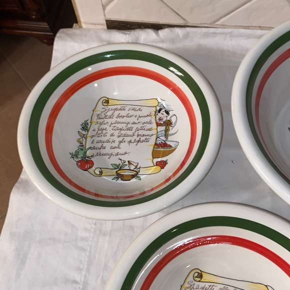 Vintage Italian Pasta Serving spaghetti bowl and 4 pasta bowls set of 5 pieces - Picture 3 of 14